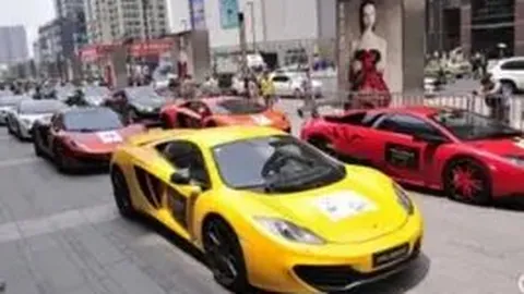 “升班球队打造‘亚洲顶级主场’之谜”